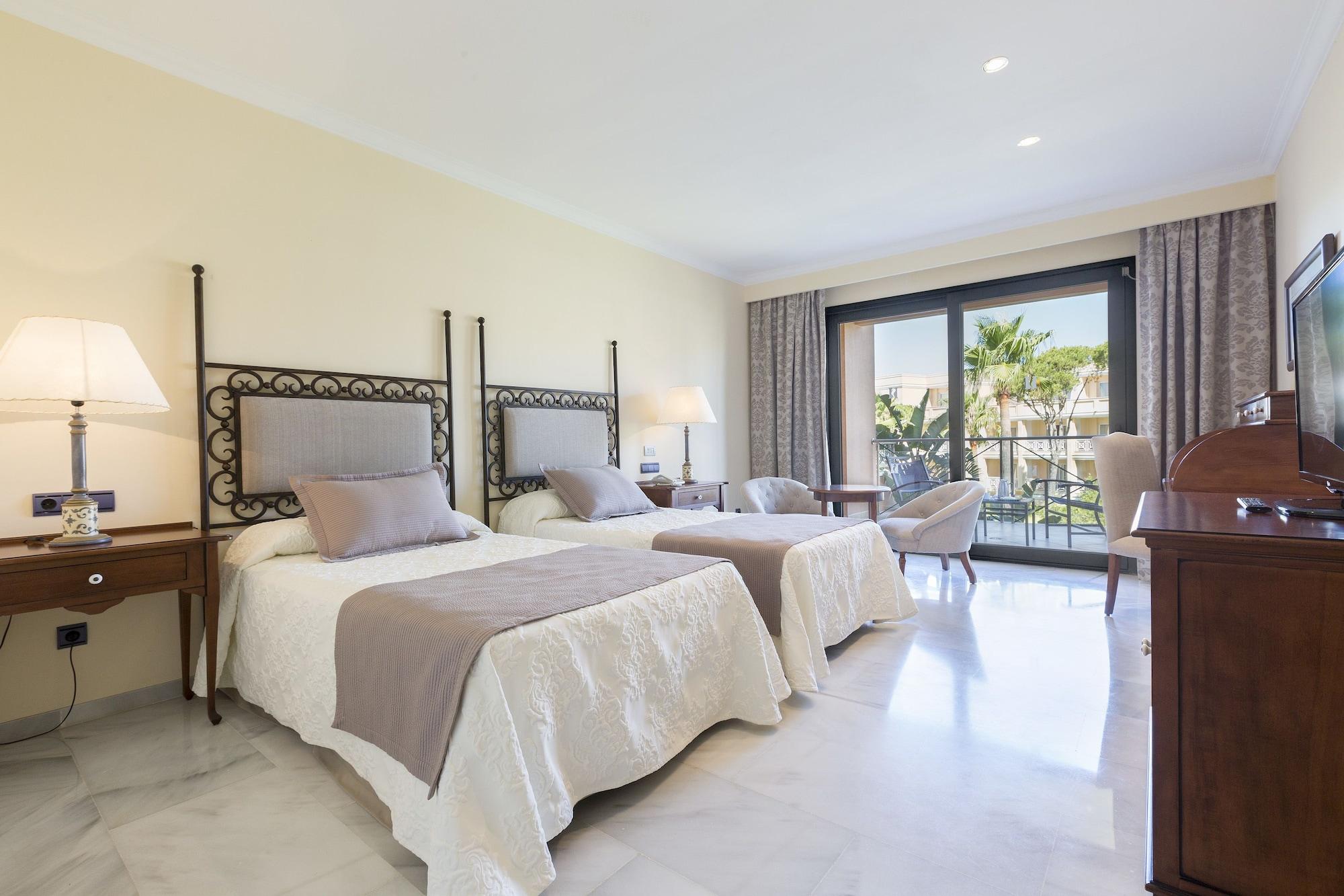 Hipotels Barrosa Palace & Spa Chiclana de la Frontera Extérieur photo Deluxe Room