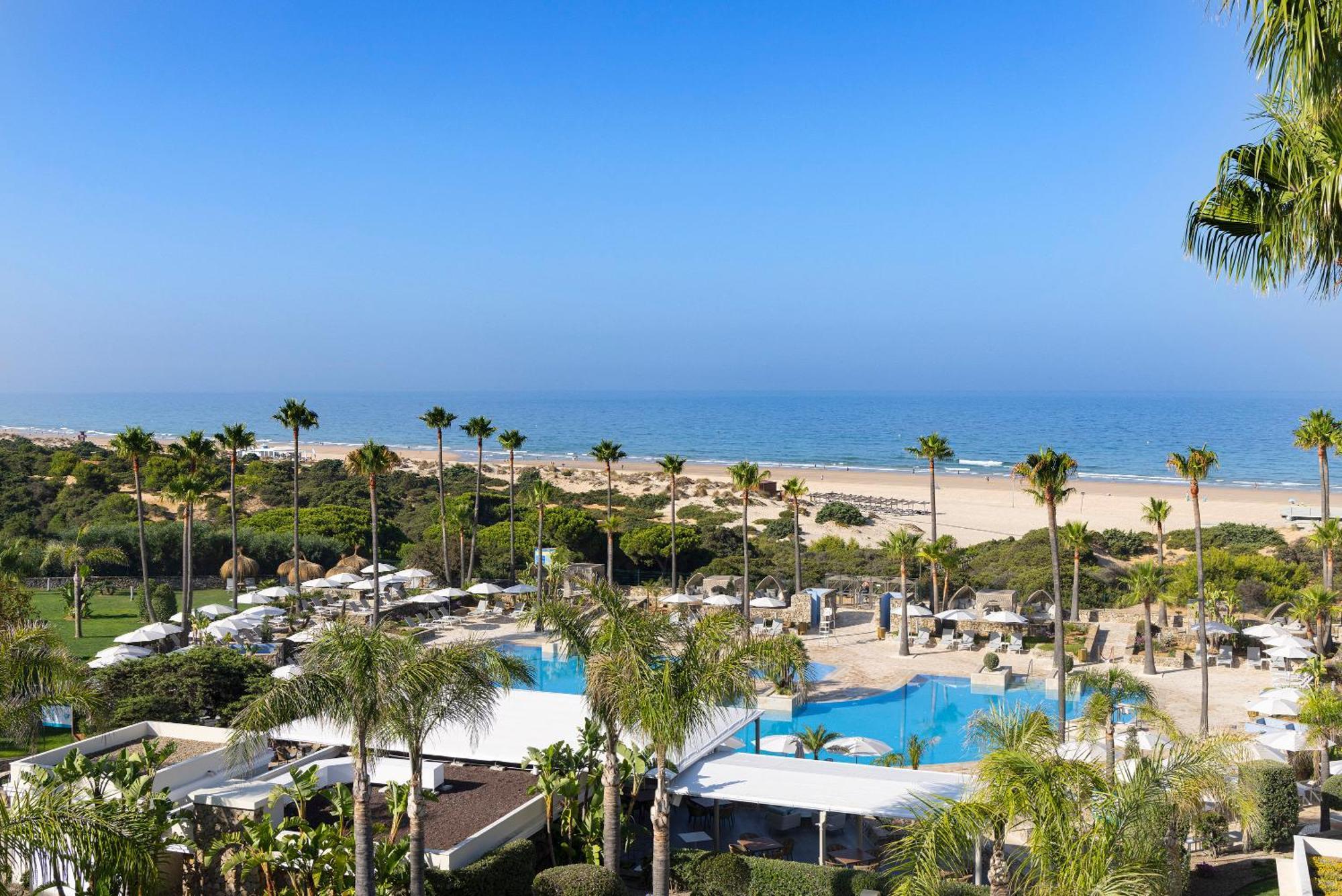 Hipotels Barrosa Palace & Spa Chiclana de la Frontera Extérieur photo View of the beach