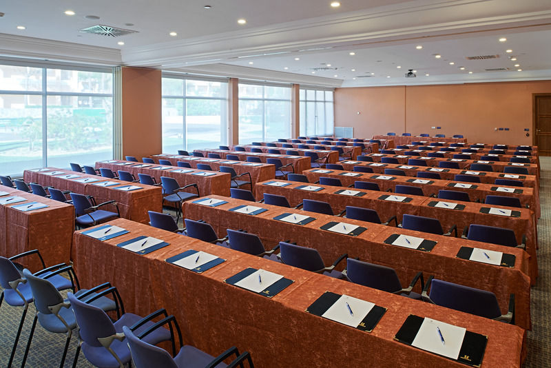 Hipotels Barrosa Palace & Spa Chiclana de la Frontera Extérieur photo The conference room of the European Economic and Social Committee